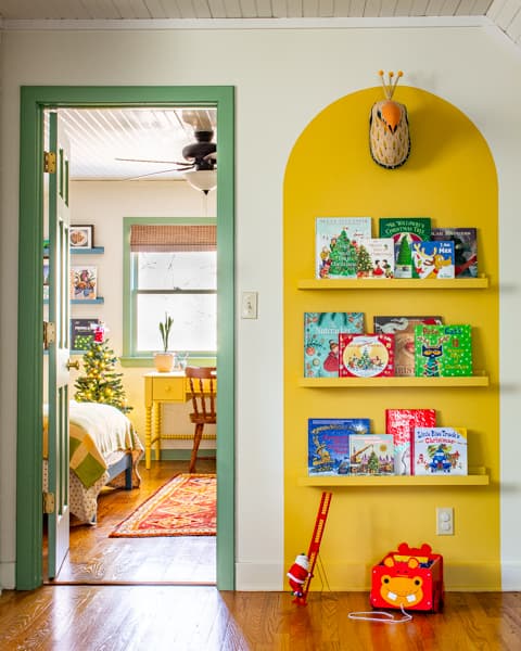 home-in-the-hemlocks-playroom-arch-wall