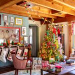 Christmas decoration and tree in a living room